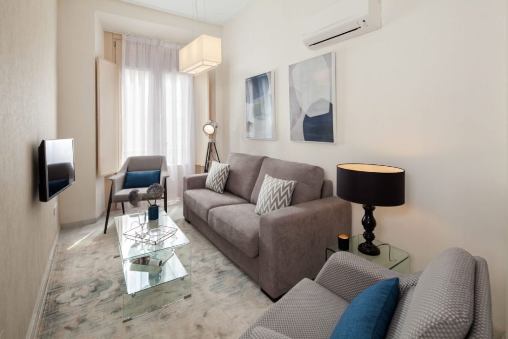 INTERNET salon 1100x734 2